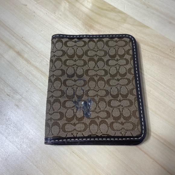 VTG Coach Tan Signature ID/Card/ Buisiness Card Holder SLIM BIFOLD - Picture 1 of 4